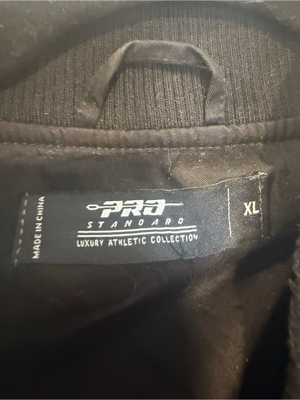 Philadelphia Eagles Pro Standard Black Team Jacket - NFL Licensed - Picture 3 of 3